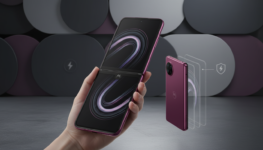 Motorola Razr Fold hands-on review sleek design, battery, durability and thickness details